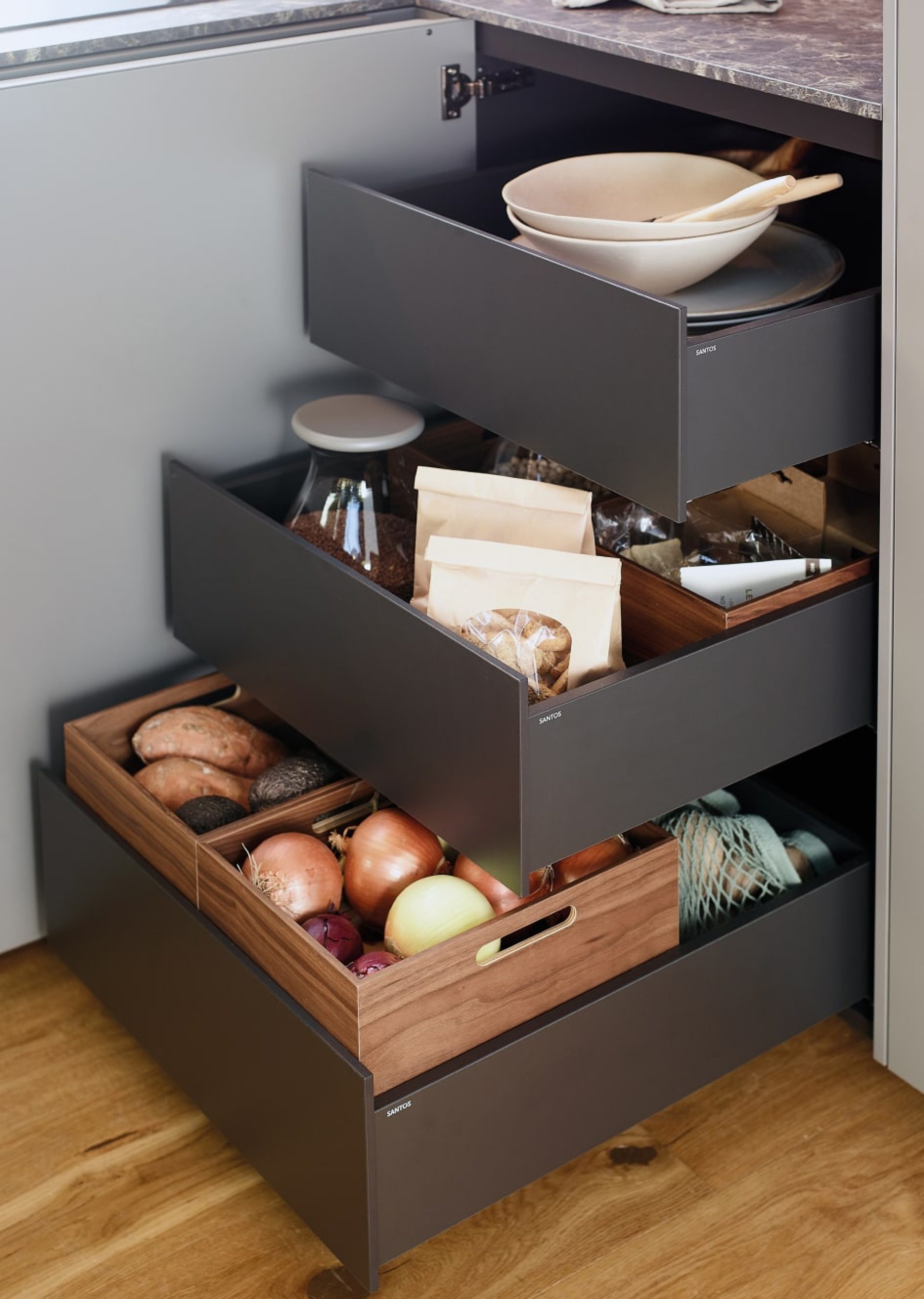 Kitchen organization with large capacity interior drawer system