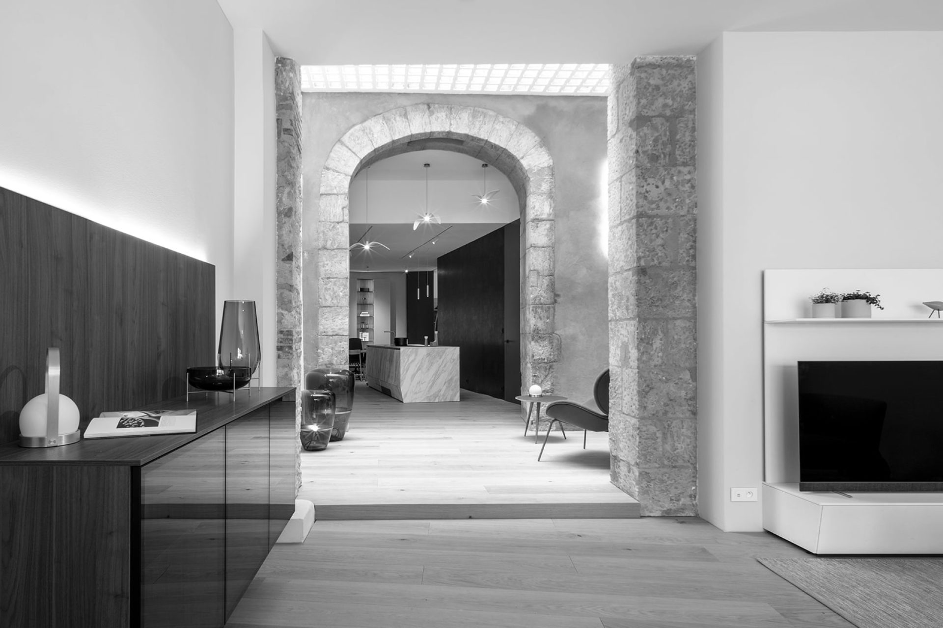 Showroom de equipamiento de interiores, cocinas Santos y mobiliario de diseño en Auch, cerca de Toulouse